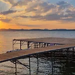 דירה Platan With Lakeview *