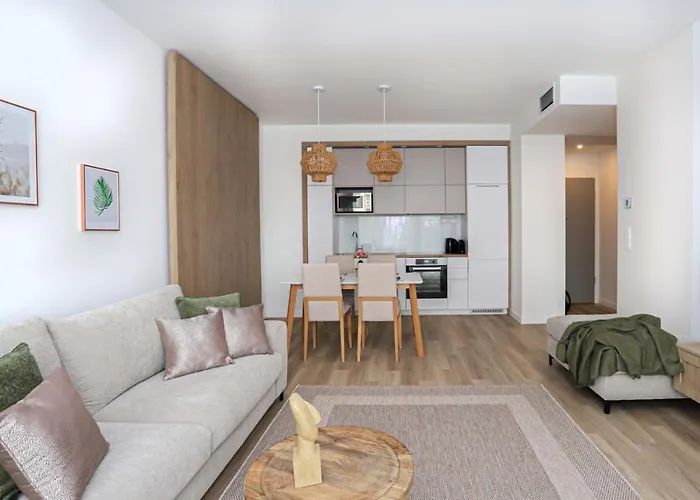 Platan With Lakeview Appartement